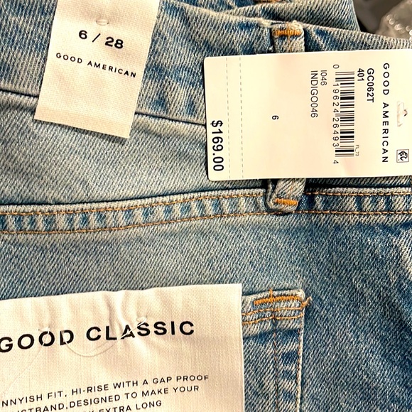 Good American Good Classic Distressed Straight Leg Jeans - Picture 5 of 7